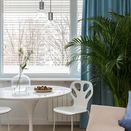 Bielany 3 Min From Metro With 5-meals Per Day Diet Catering, Air Conditioning And Free Parking Daire Varşova