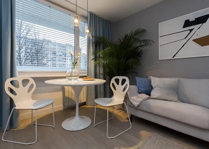 Bielany 3 Min From Metro With 5-meals Per Day Diet Catering, Air Conditioning And Free Parking * وارسو