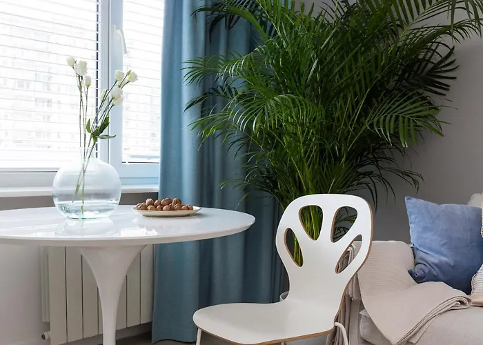 Bielany 3 Min From Metro With 5-meals Per Day Diet Catering, Air Conditioning And Free Parking وارسو